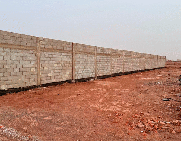 Renta de Terreno Bardeado en Camino Viejo a Zaragoza