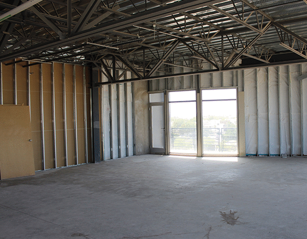 Renta de Oficina en Torre Alpha 3er Piso – Campos Elíseos.