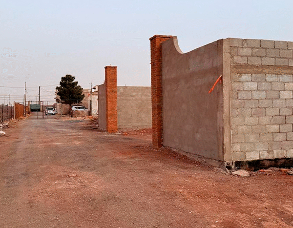 Renta de Terreno Bardeado en Camino Viejo a Zaragoza
